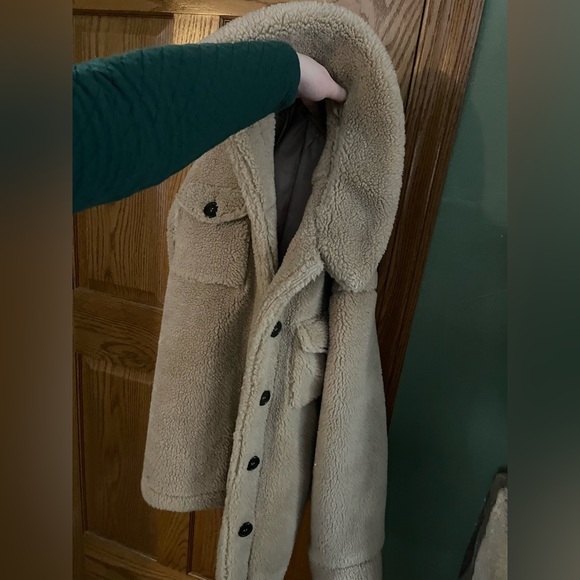 Cute Winter Coat! Very good condition! Size Large! - Picture 2 of 4